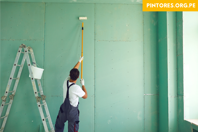 PINTORES EN PUEBLO LIBRE